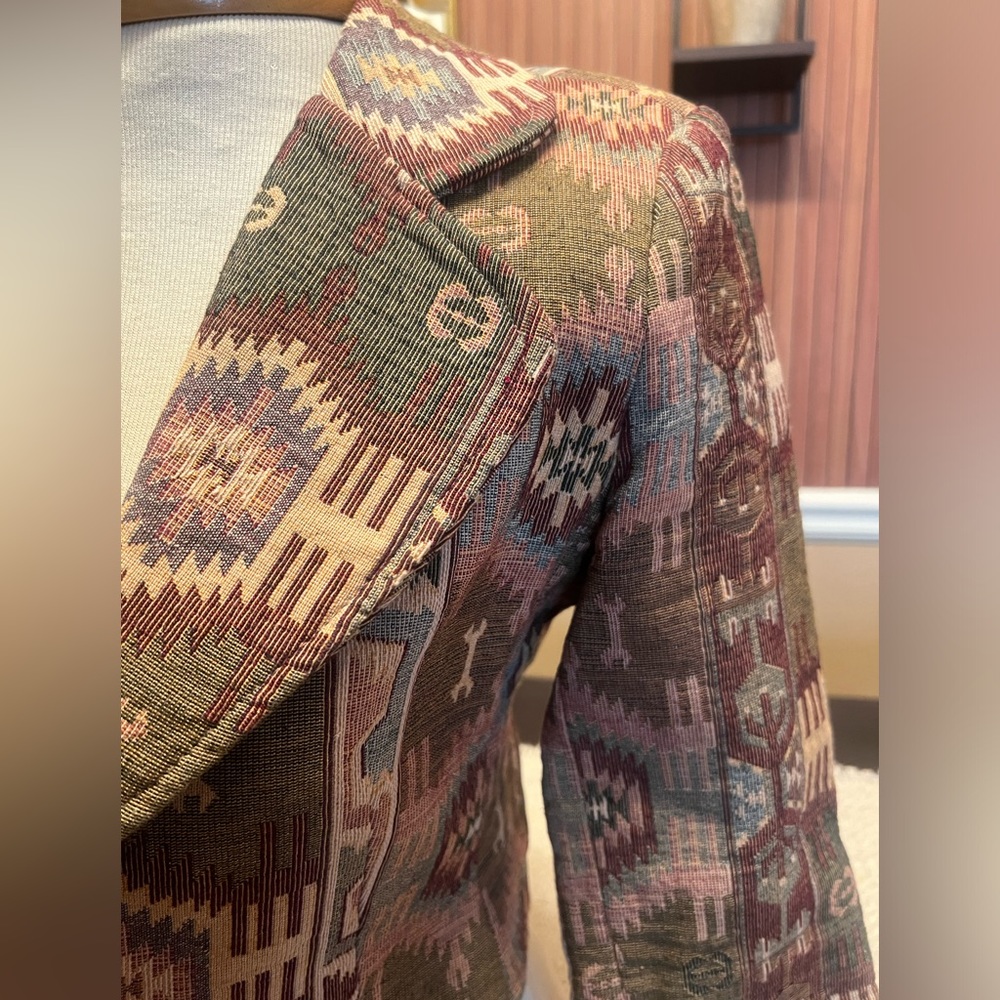 Cropped structured blazer - Picture 4 of 6